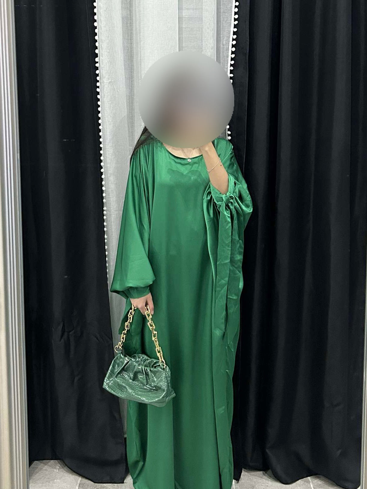 Abaya satinée verte